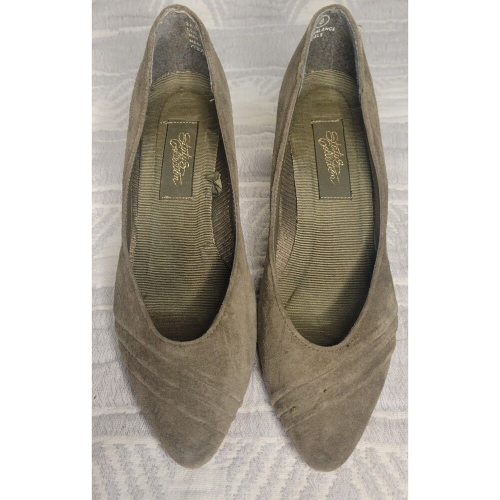 Vintage Bandolino Status Collection‎ Taupe Suede Kitten Heels Women’s 8